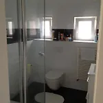Oelhafendamm 7 Lägenhet *