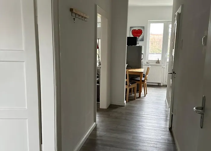 Oelhafendamm 7 Lägenhet